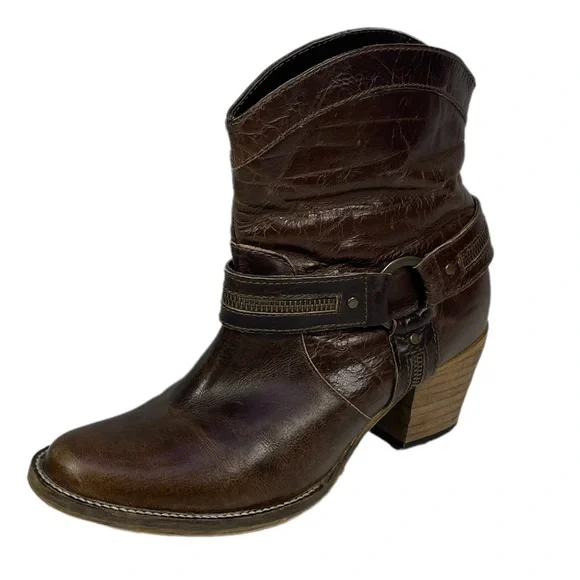 Dingo Metro Leather Ankle Boots Size 9 Harness Zipper Accents Urban Boot Brown - Picture 1 of 8